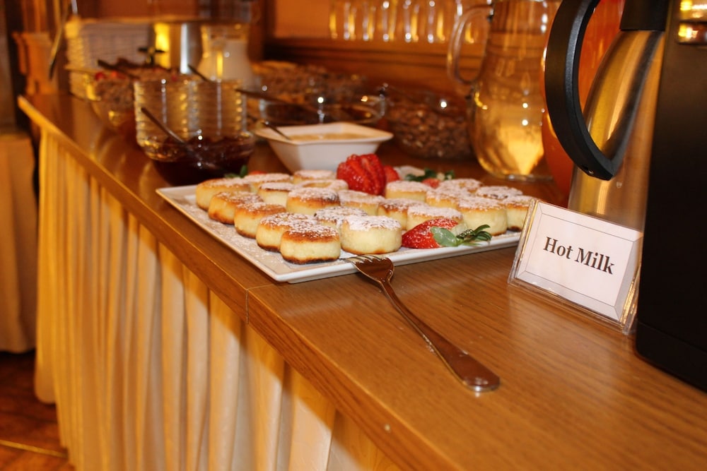 Hotel Askania 18/51