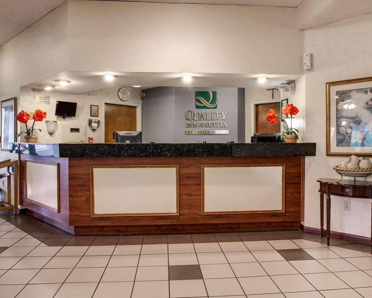Quality Inn & Suites Clinton - Jackson West 5/28