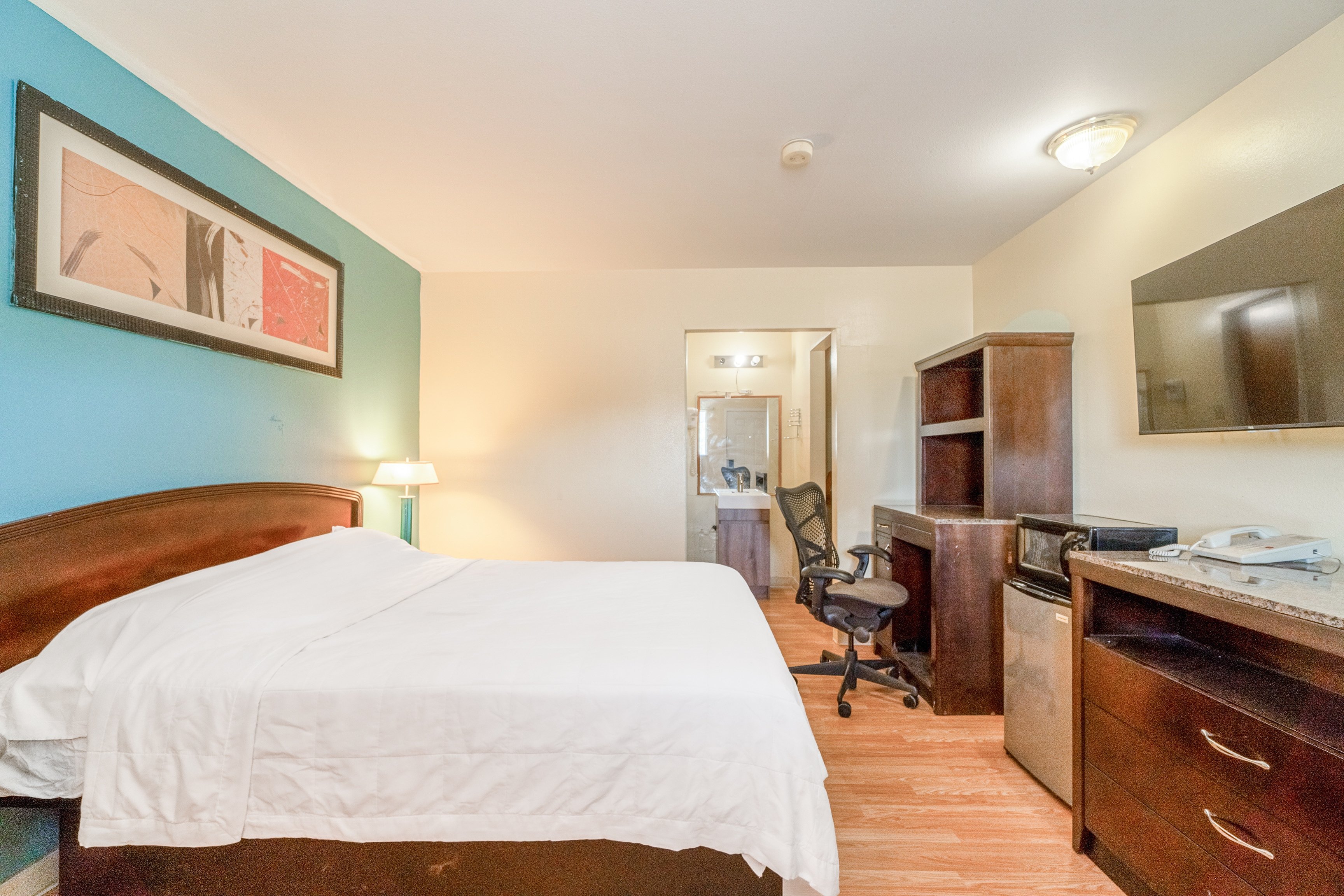 American Inn by OYO Colorado City I-20 20/34
