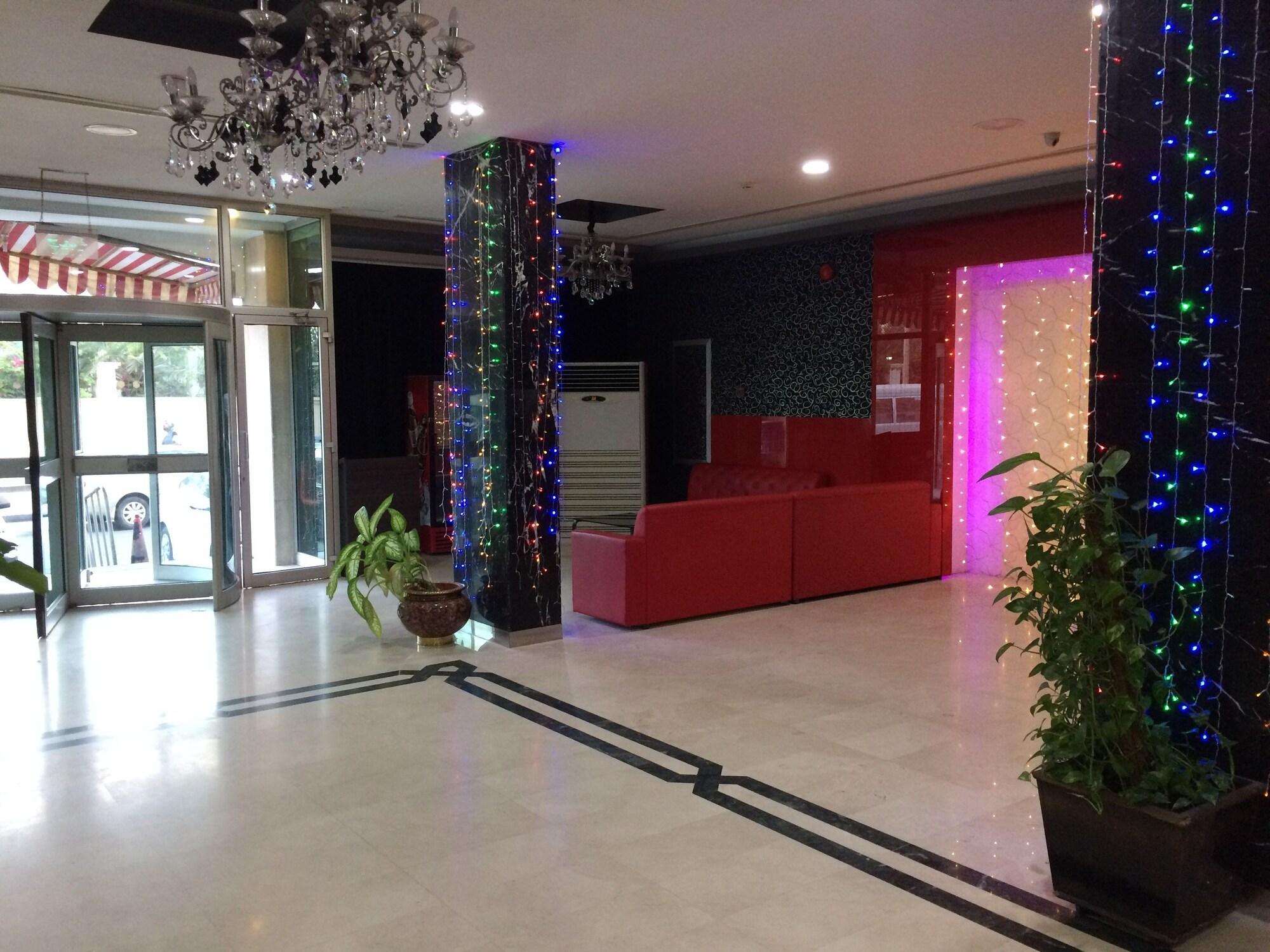 Imperial Suites Hotel 2/32