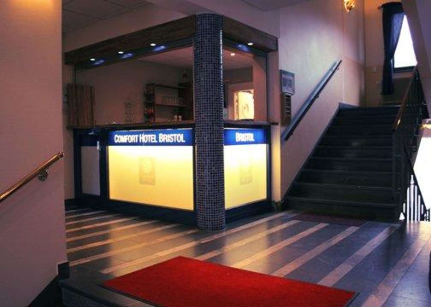 Home Hotel Bristol 3/36