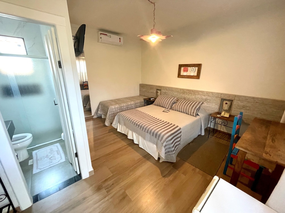 Pousada Villa Alferes 29/77