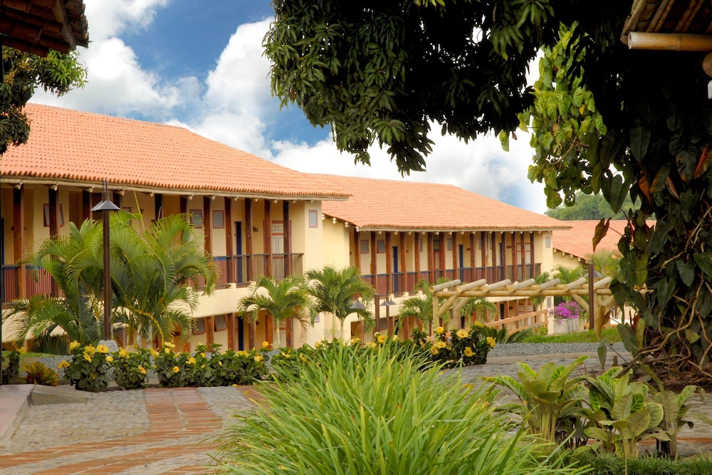 Decameron Panaca 48/50