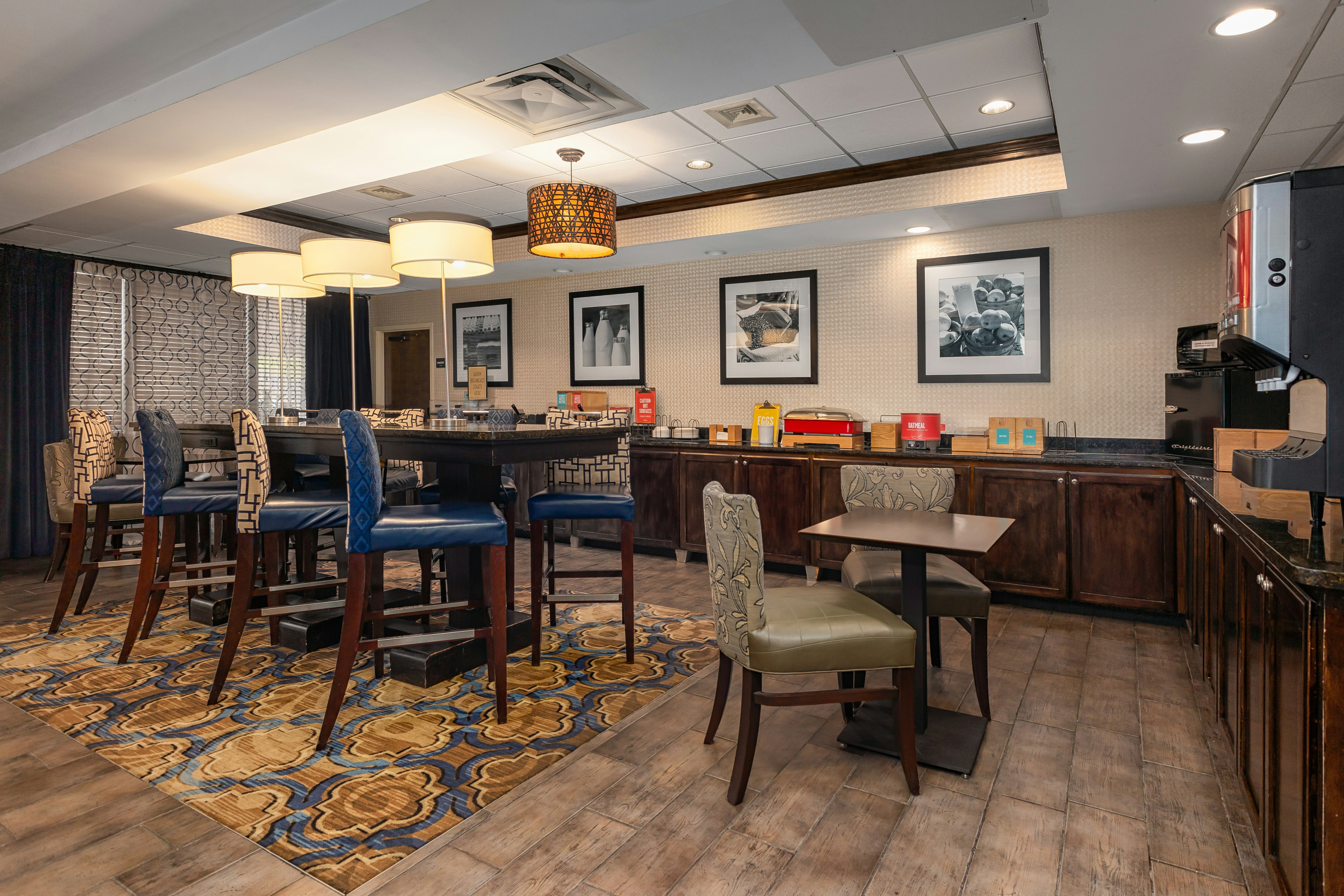 Hampton Inn Bristol 16/28