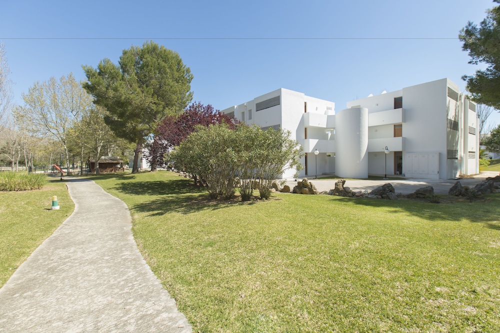 Habitat Apartments 45/56