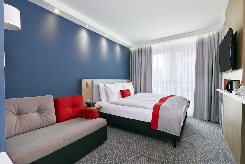 Holiday Inn Express Berlin - Alexanderplatz 26/67
