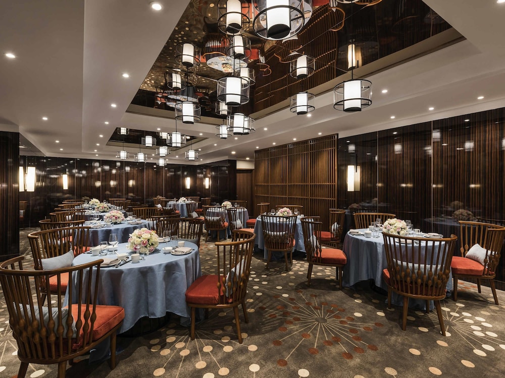 Novotel Shanghai Hongqiao 54/59