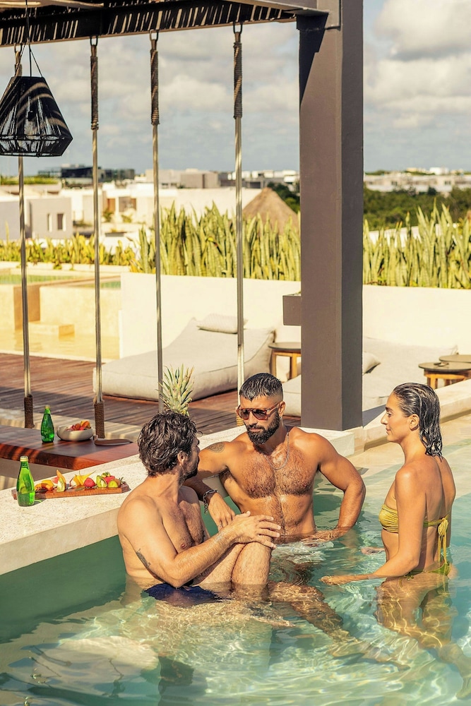 Bloom Tulum Apartments by Marriott 68/94