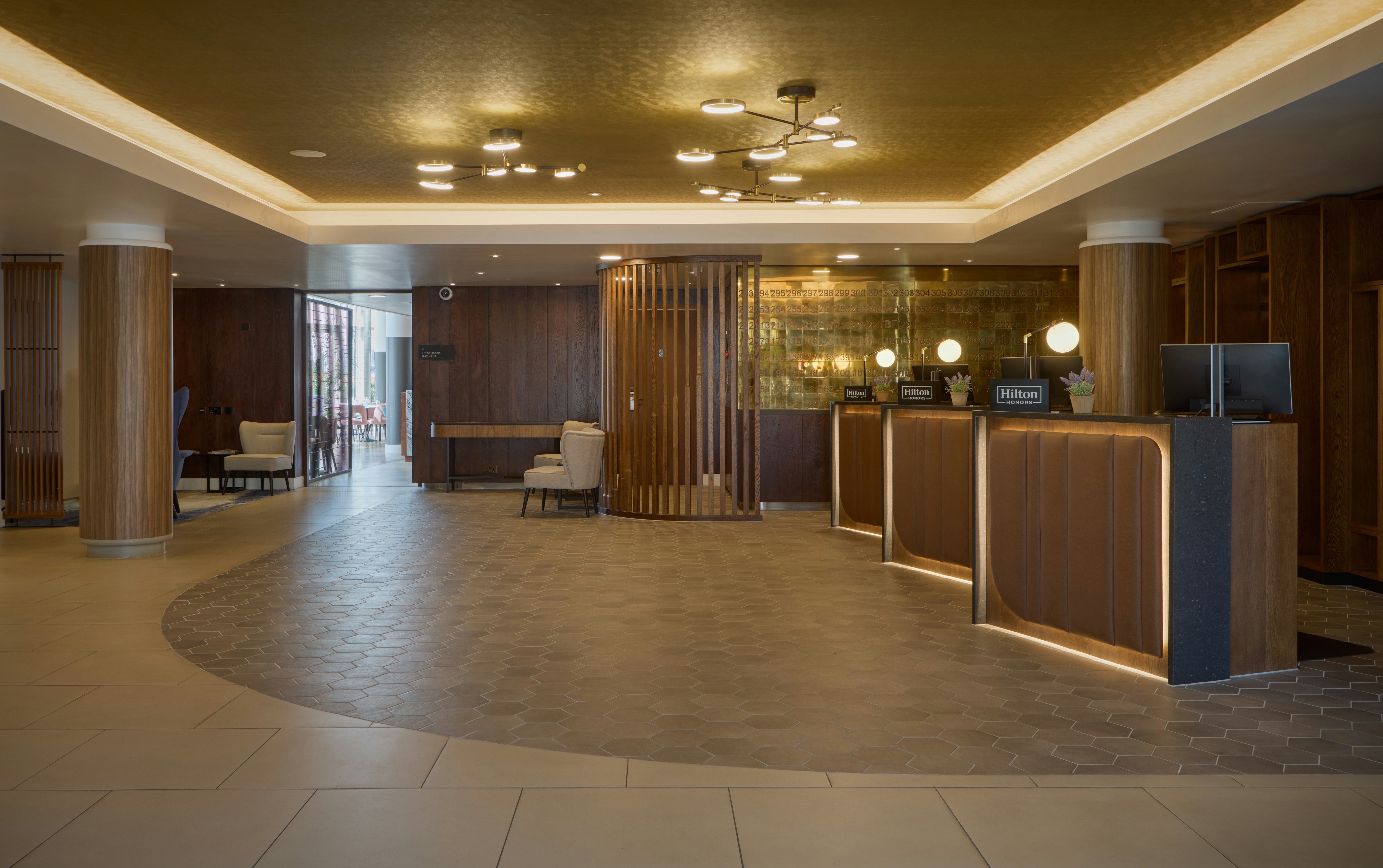 Doubletree By Hilton London Excel 11/78