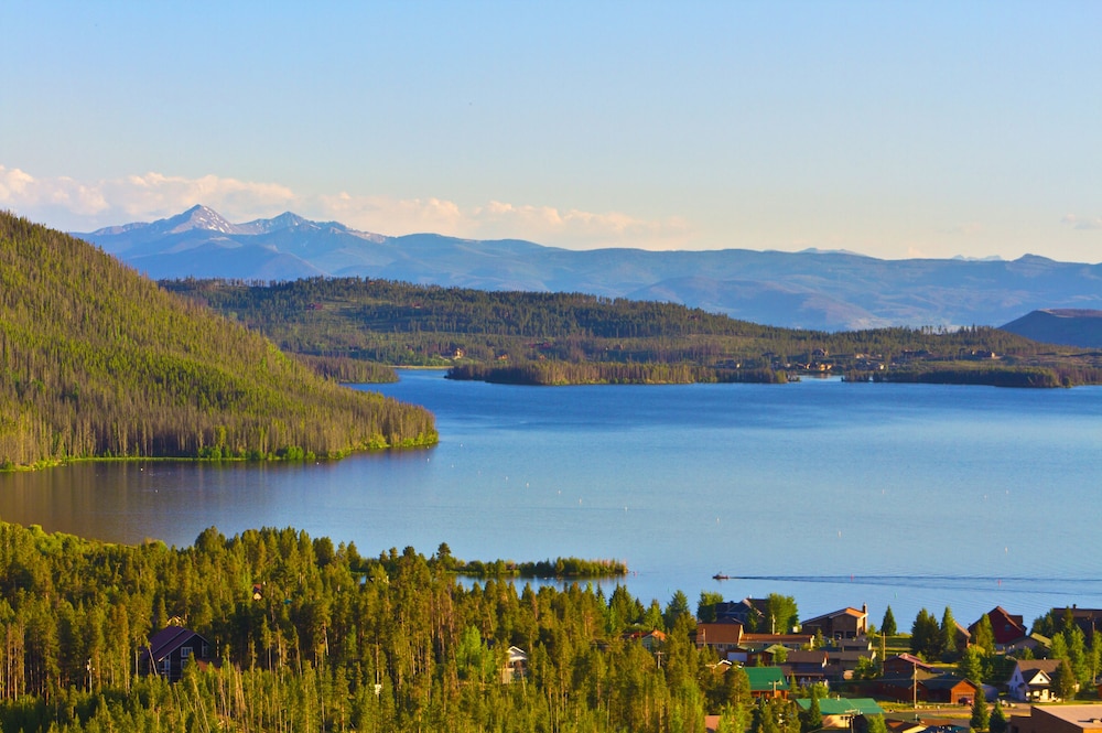 Grand Lake Lodge 45/50
