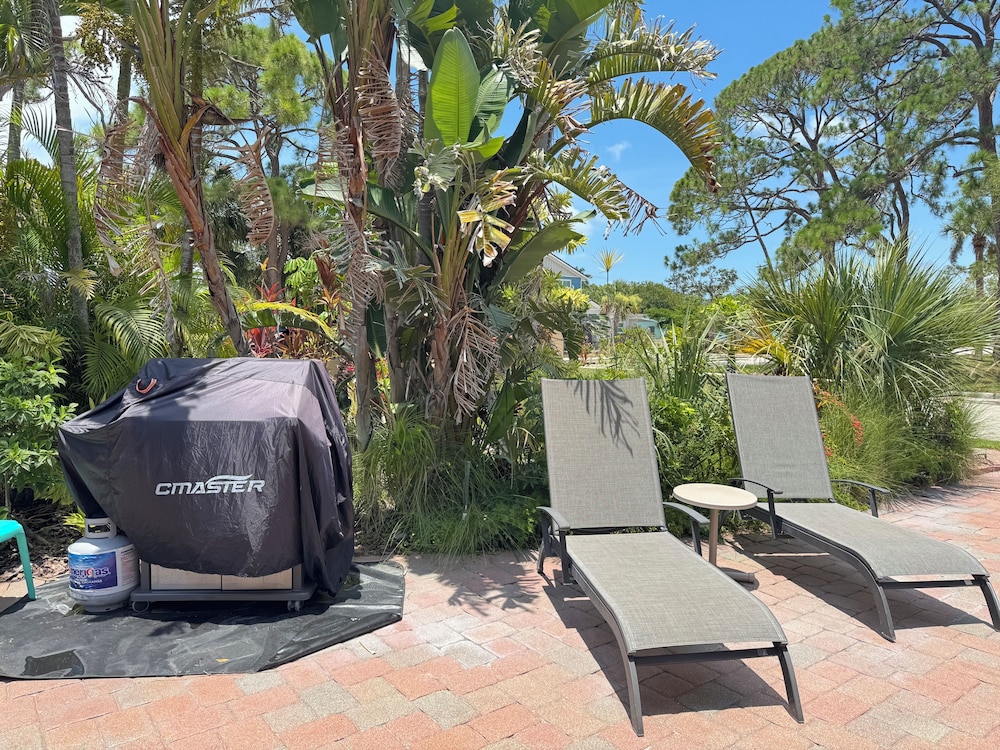 Tropical Villas of Venice Beach 34/71
