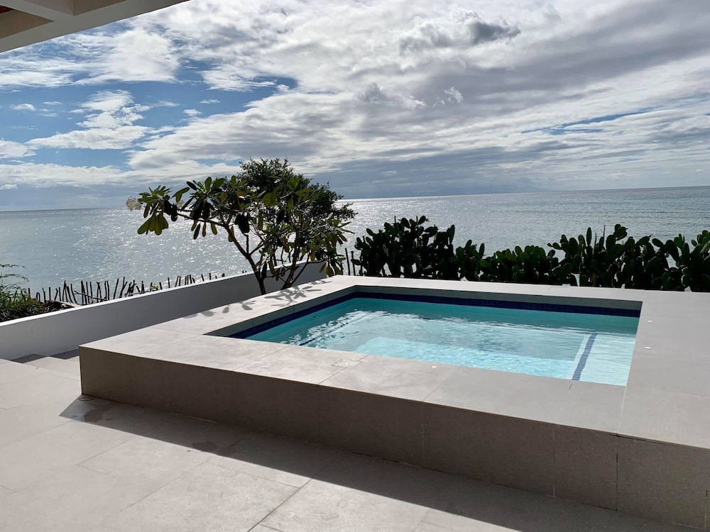 Cebu R Resort Tabuelan 24/50