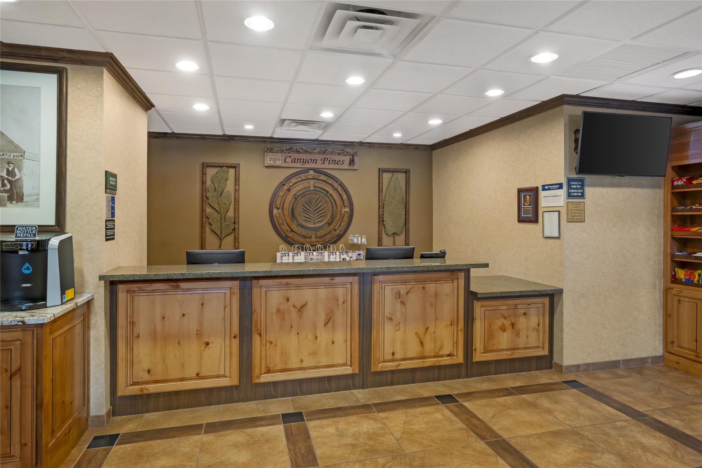 Best Western Plus Canyon Pines 8/46