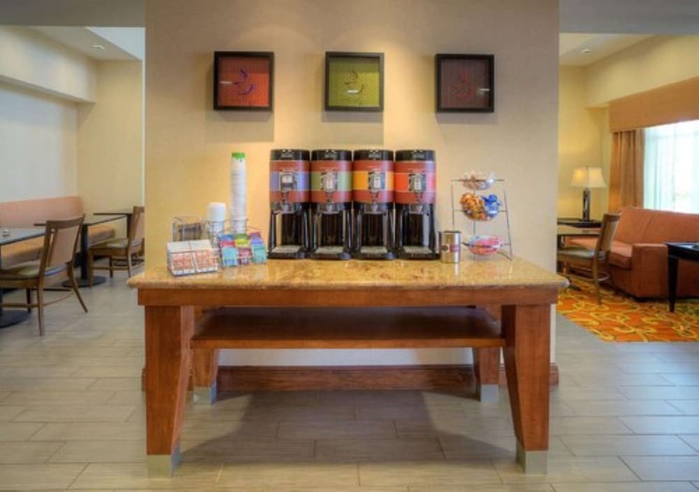 Hampton Inn Suites Mcallen 40/52