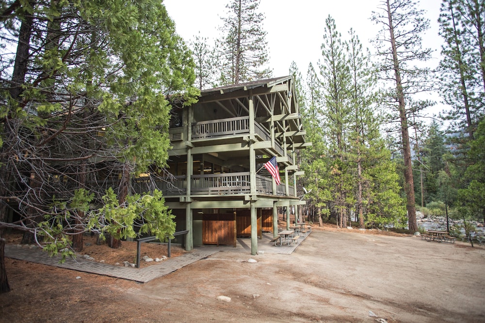 Cedar Grove Lodge 19/29