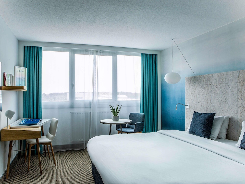 Mercure Vannes Le Port 12/66