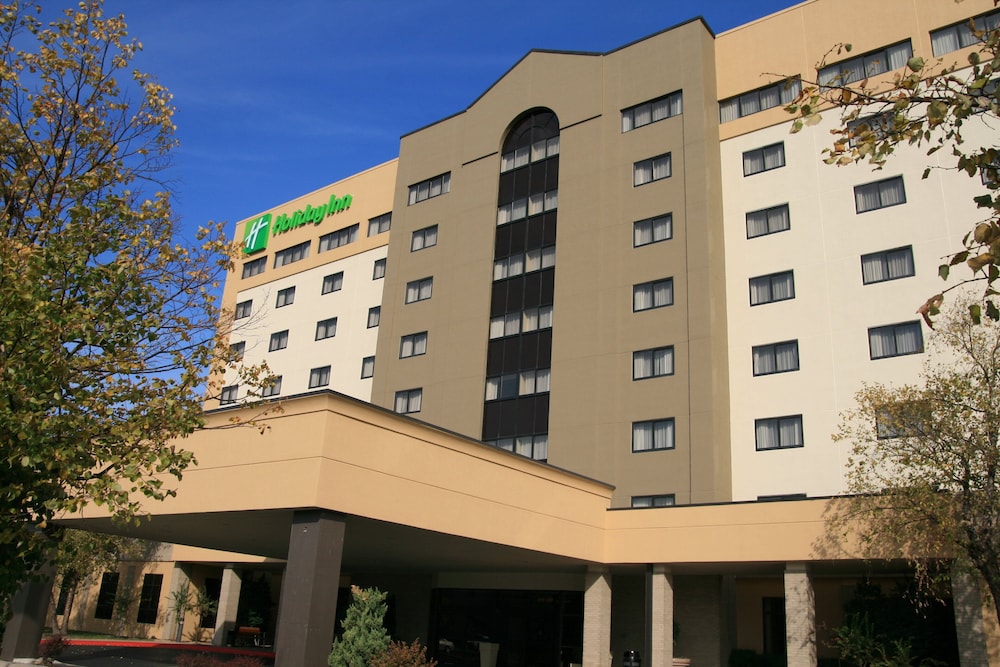 Holiday Inn Springdale/Fayetteville Area 2/50