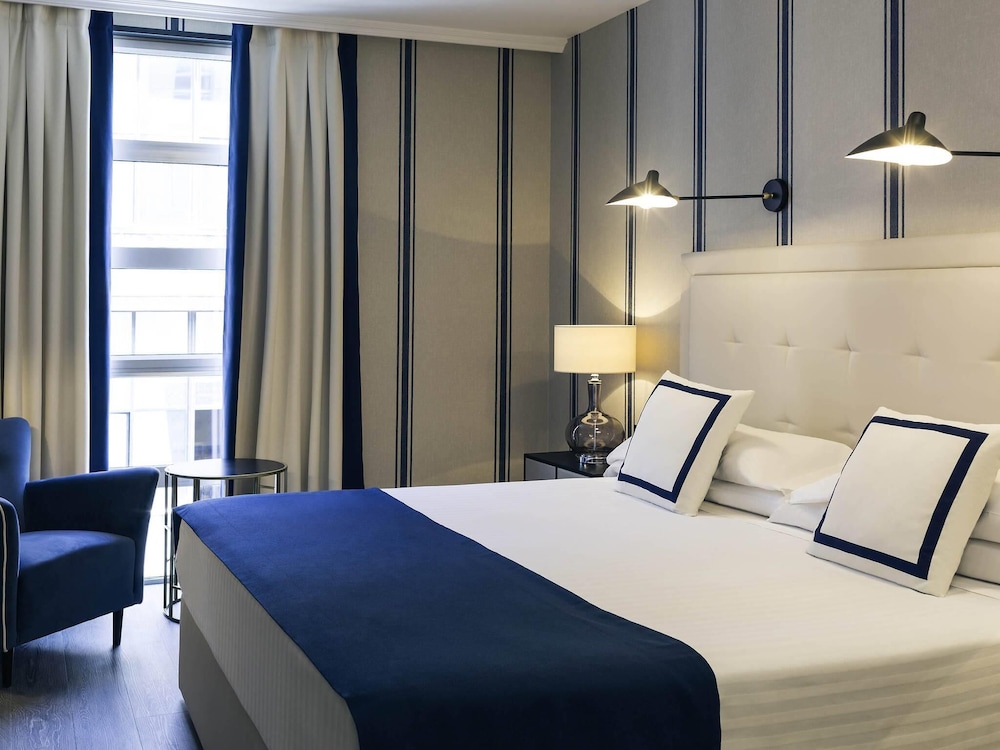 Mercure Bilbao Jardines De Albia 22/70