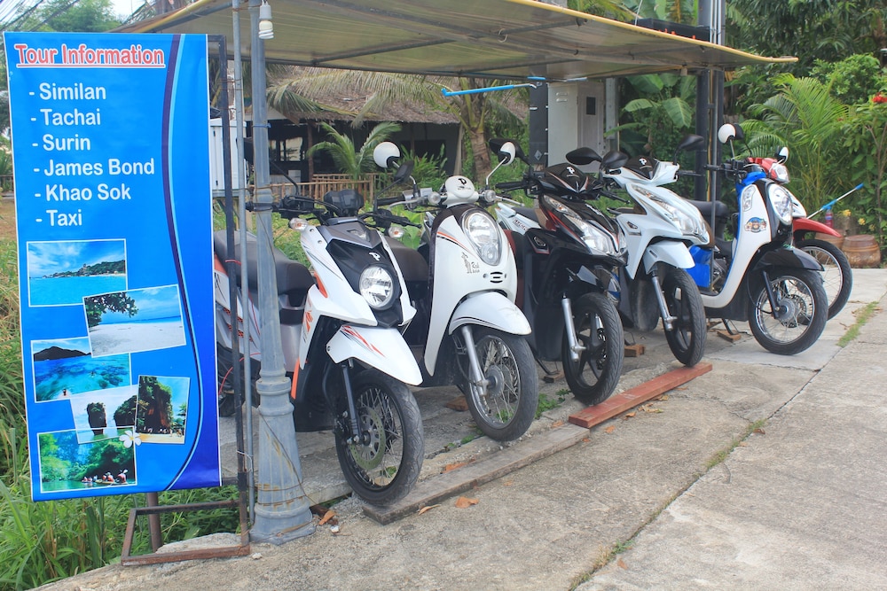 Srichada Hotel Khaolak 65/73