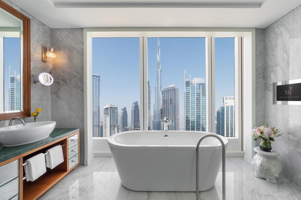 Maharaja, Suite, King Bed, Burj View
