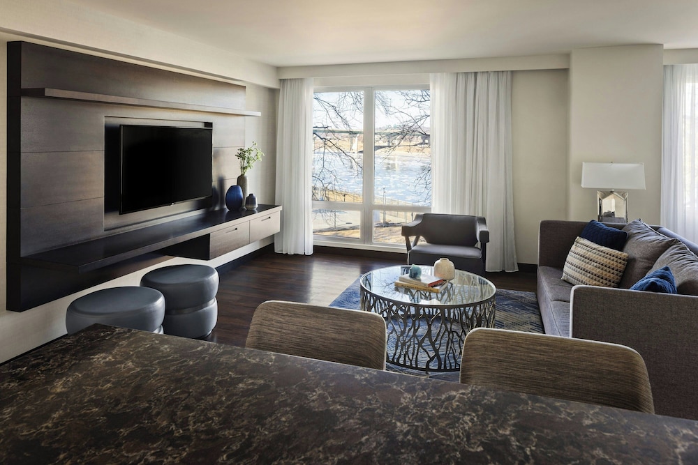 South Sioux City Marriott Riverfront Ex Delta Hotels South Sioux City Riverfront 39/75