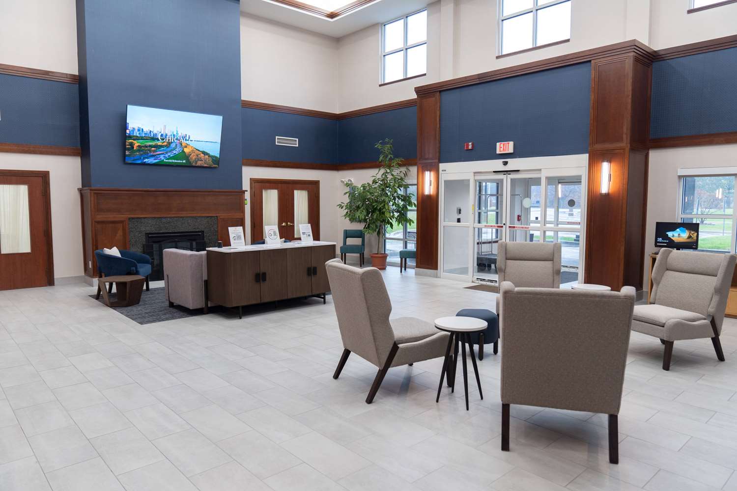 La Quinta Inn & Suites by Wyndham Bannockburn-Deerfield 27/56