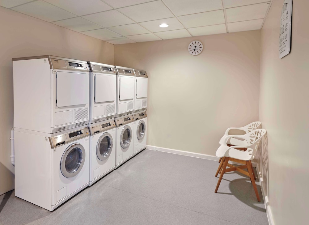 Hyatt House London Stratford 23/50
