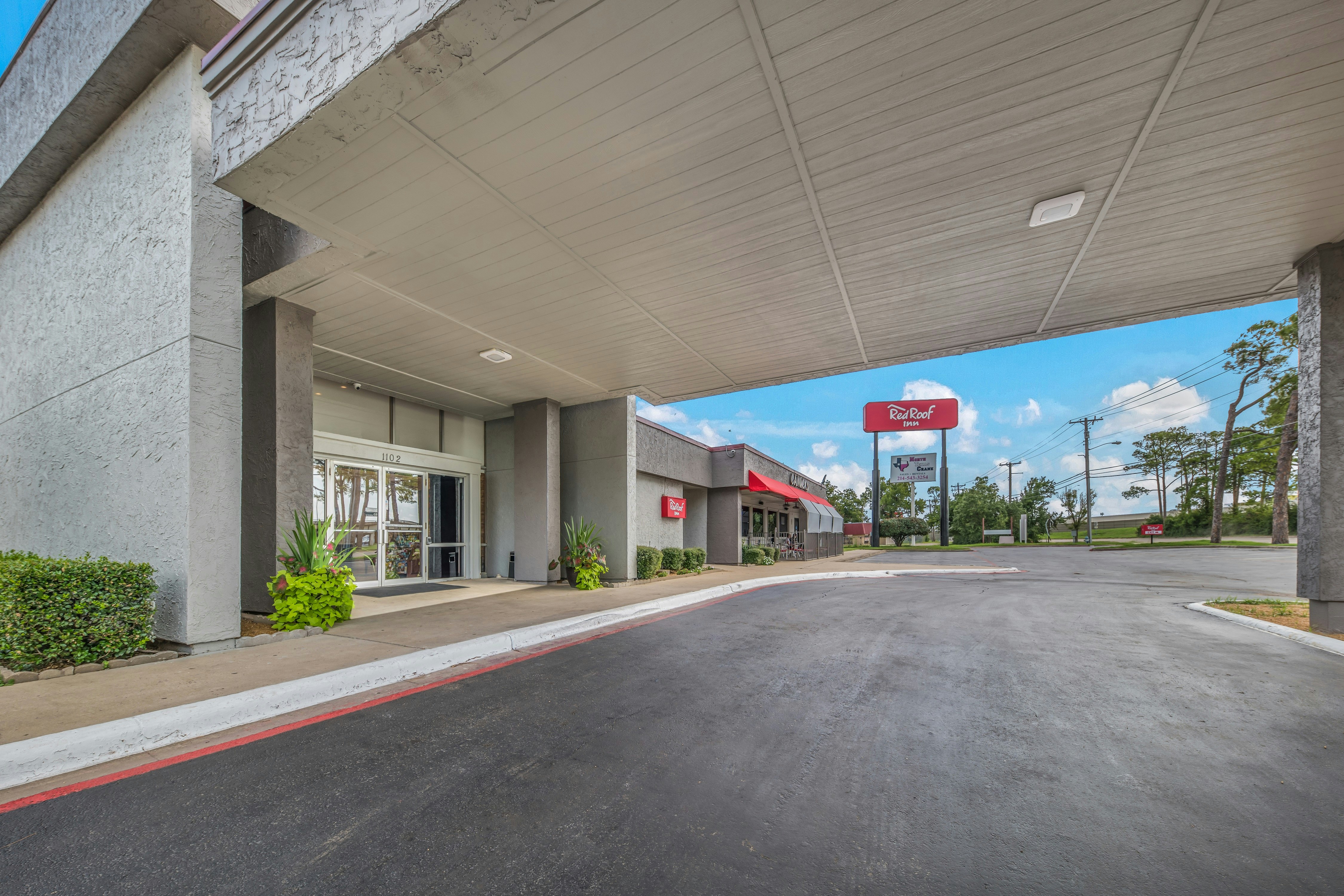 Red Roof Inn Lewisville 39/43