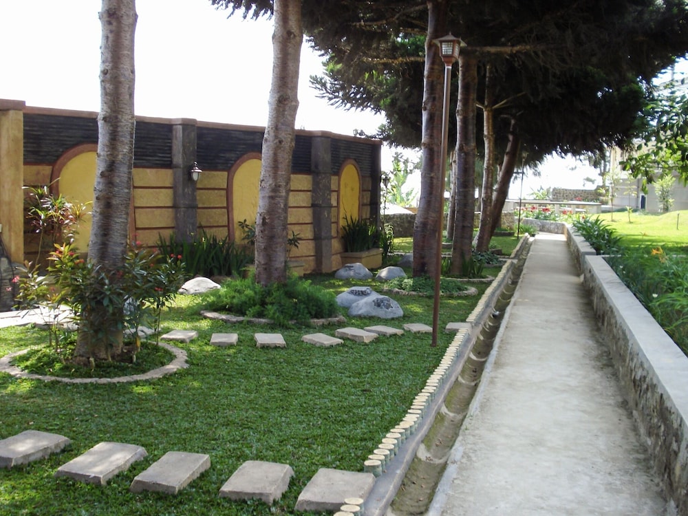 Tangko Resort - Puncak Cipanas 38/50