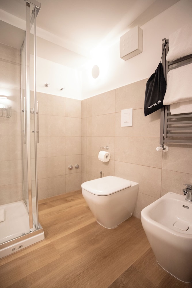 Hotel Duchi Vis A Vis 58/62