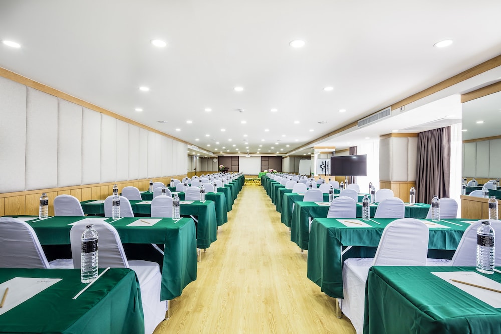 Livotel Hotel Hua Mak Bangkok 60/68