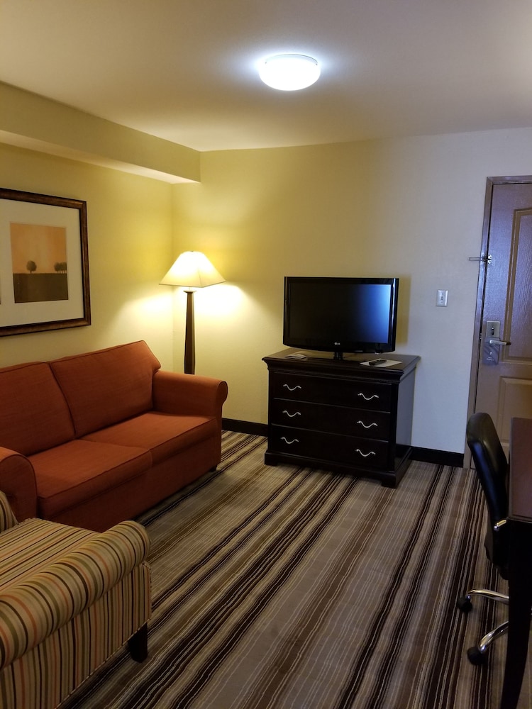 Country Inn Suites By Radisson Lexington Va 50/57