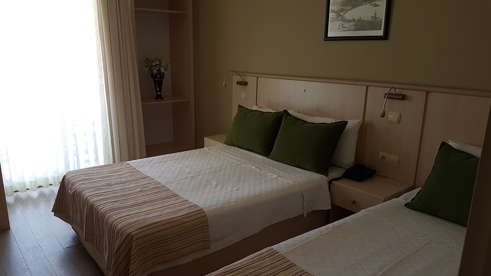 Ileri Hotel & Apartments 10/49