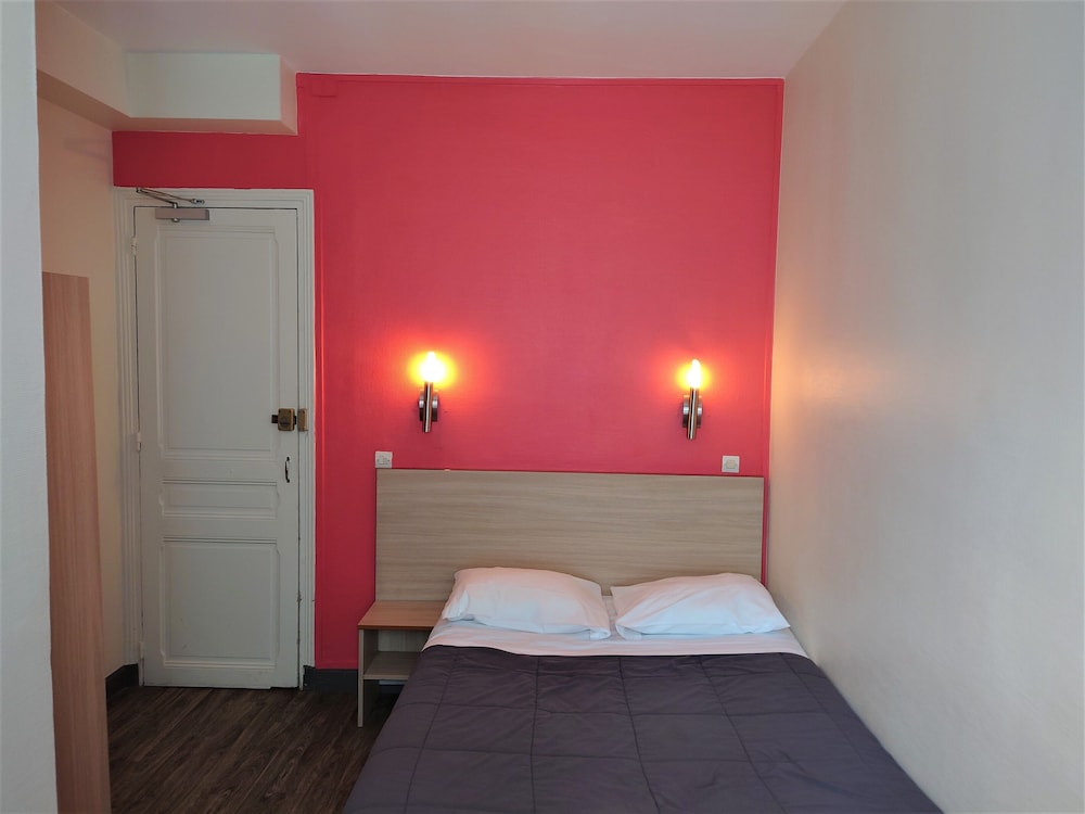Hotel Tolbiac 31/48