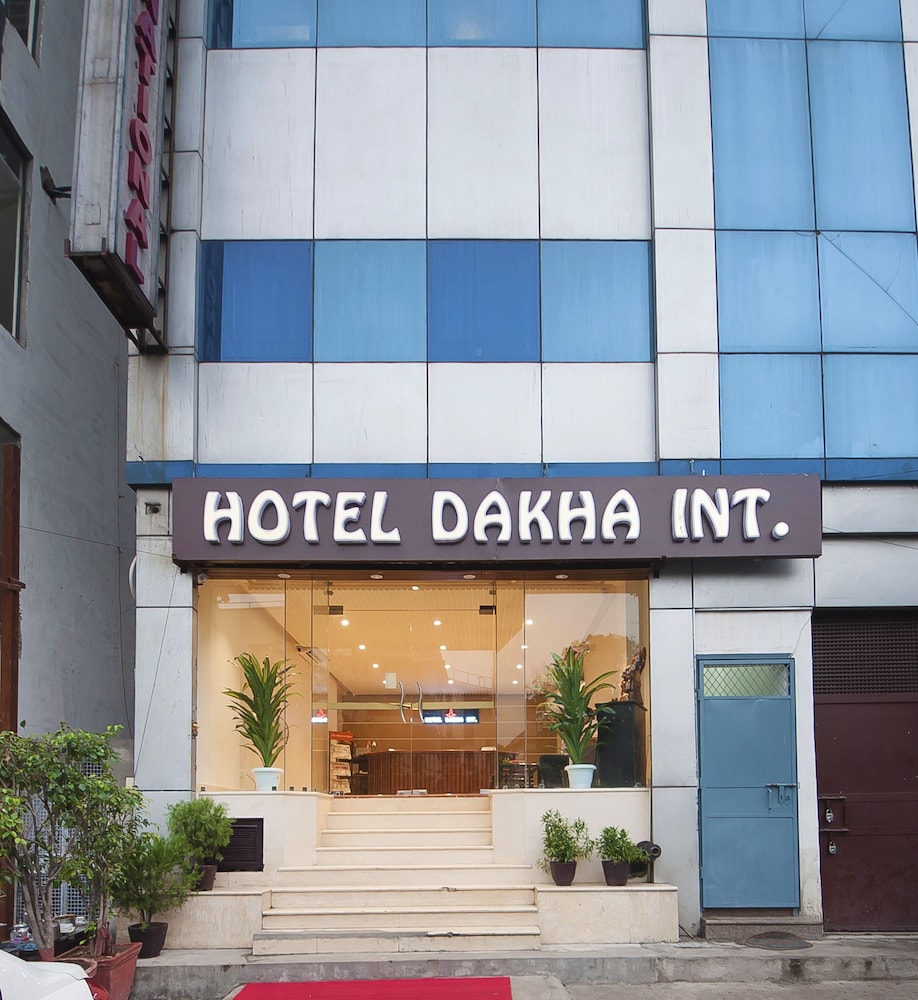 DAKHA INTERNATIONAL 4/35