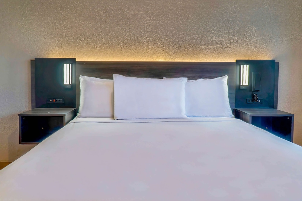 Motel6 El Monte, CA - Los Angeles 35/59