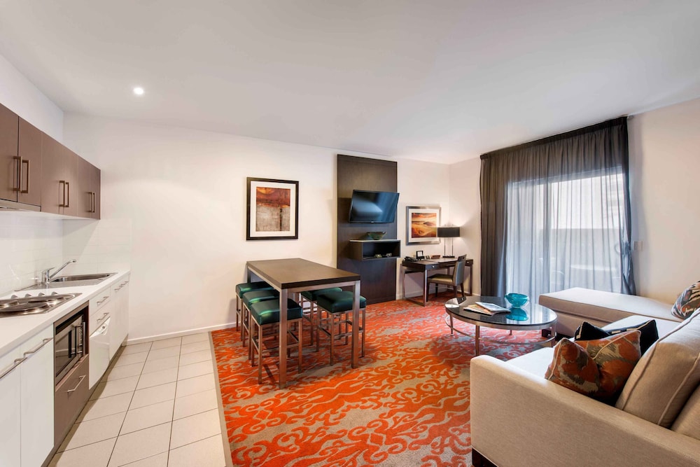 Miller Apartments Adelaide 42/58