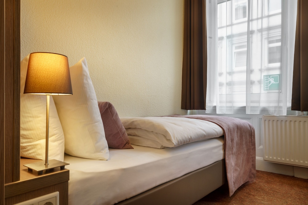 Hotel Alster 23/35