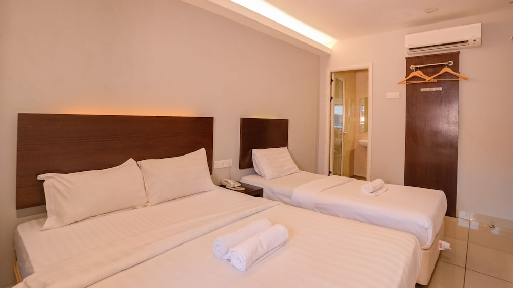 GM HOTEL SUNWAY METRO 11/57