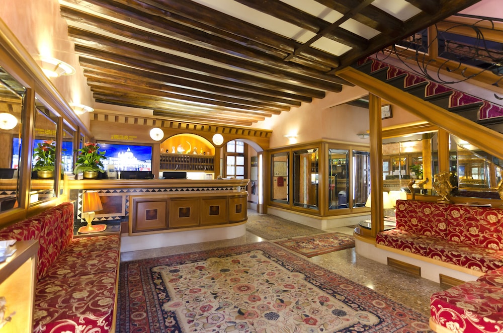 Messner Palace 8/60