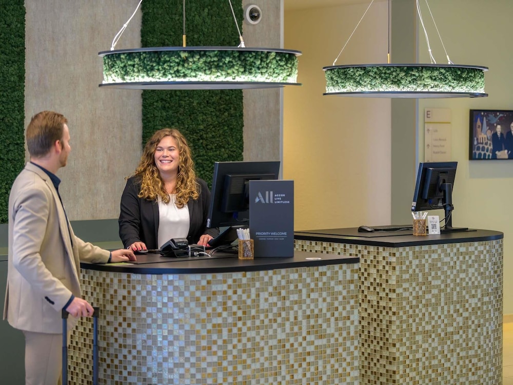 Mercure Hotel Koeln West 7/71