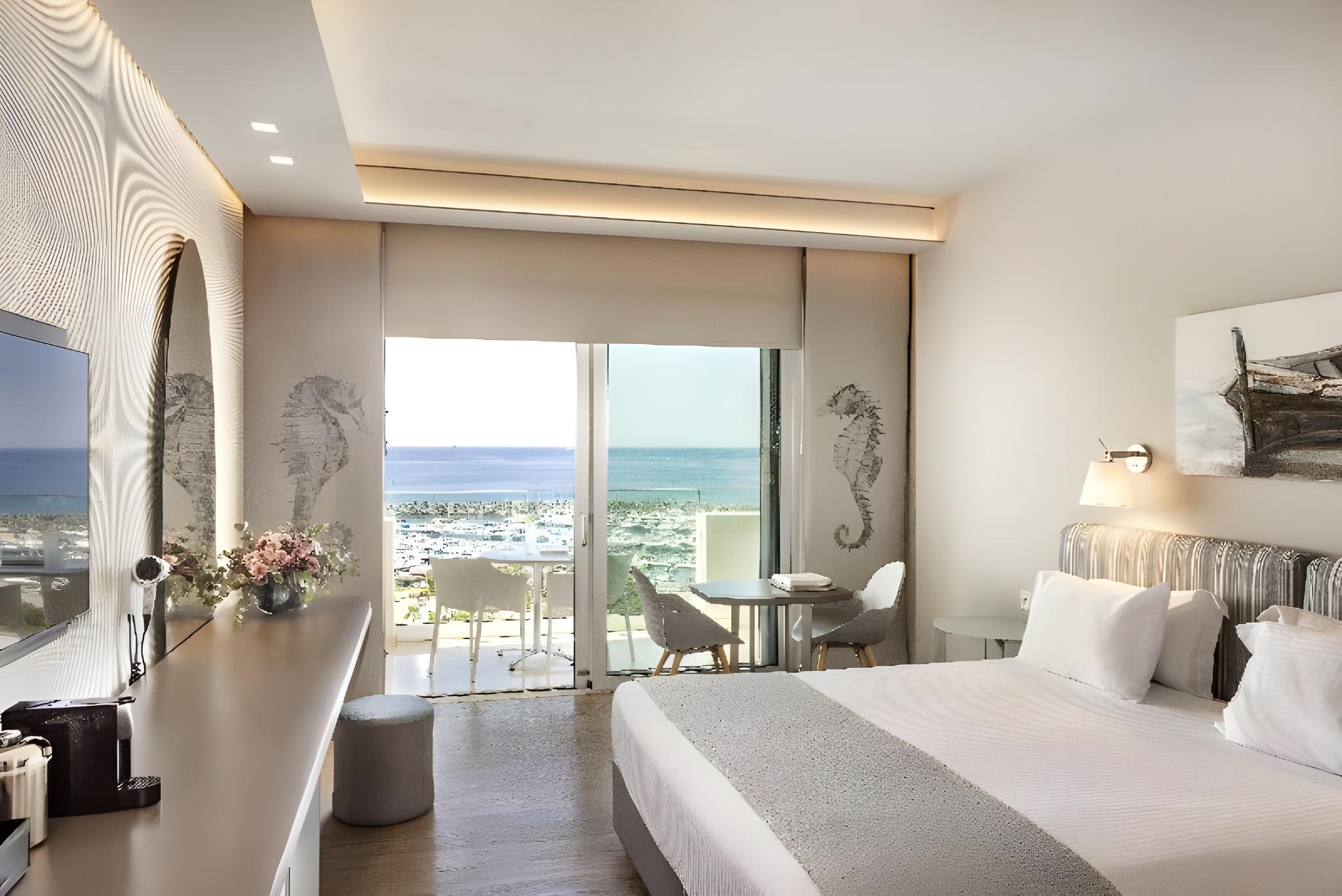 Imperial, Double or Twin Bed, Marina View