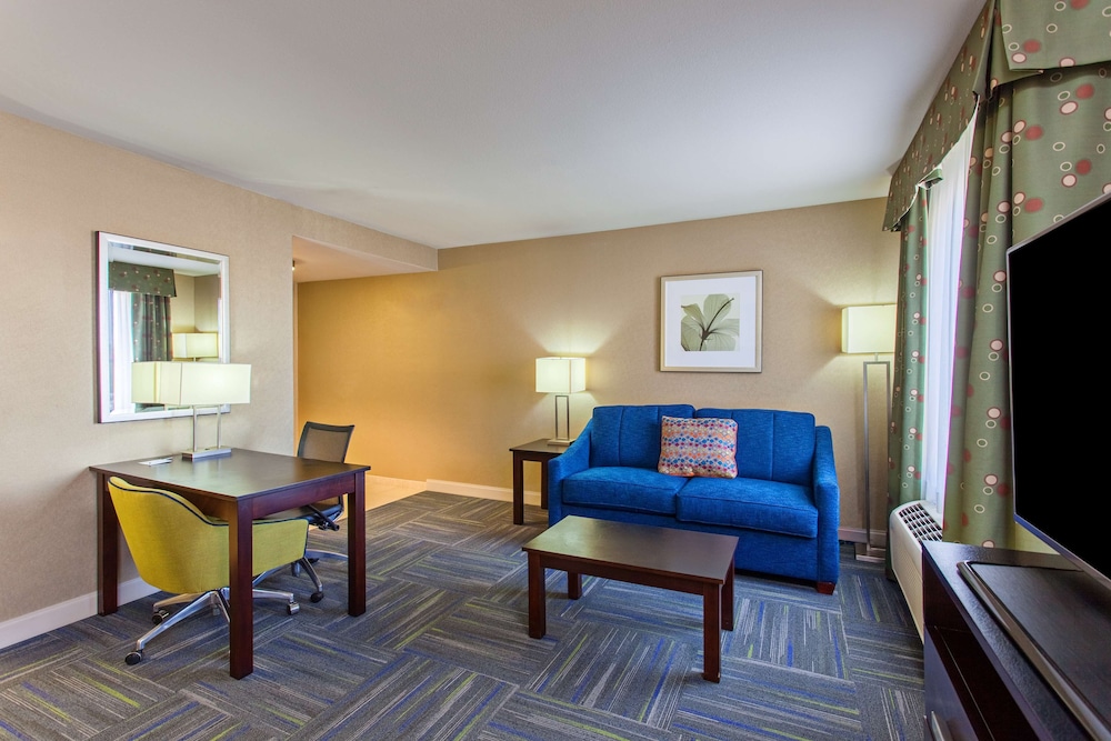 Hampton Inn Suites Merced 14/28