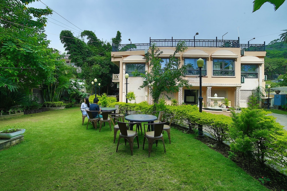 Hotel Shiv Villa 34/45