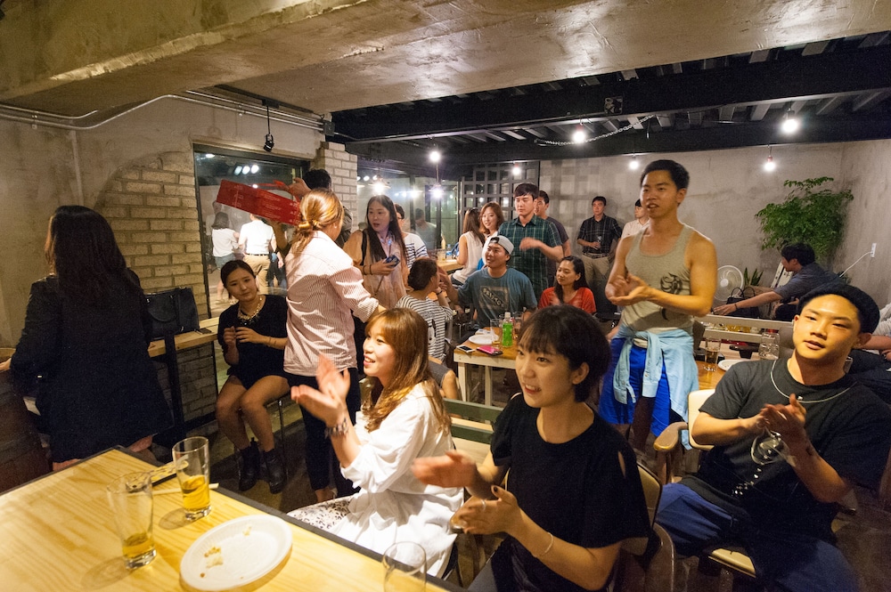 Inno Hostel &amp; Pub Lounge Hongdae 57/65