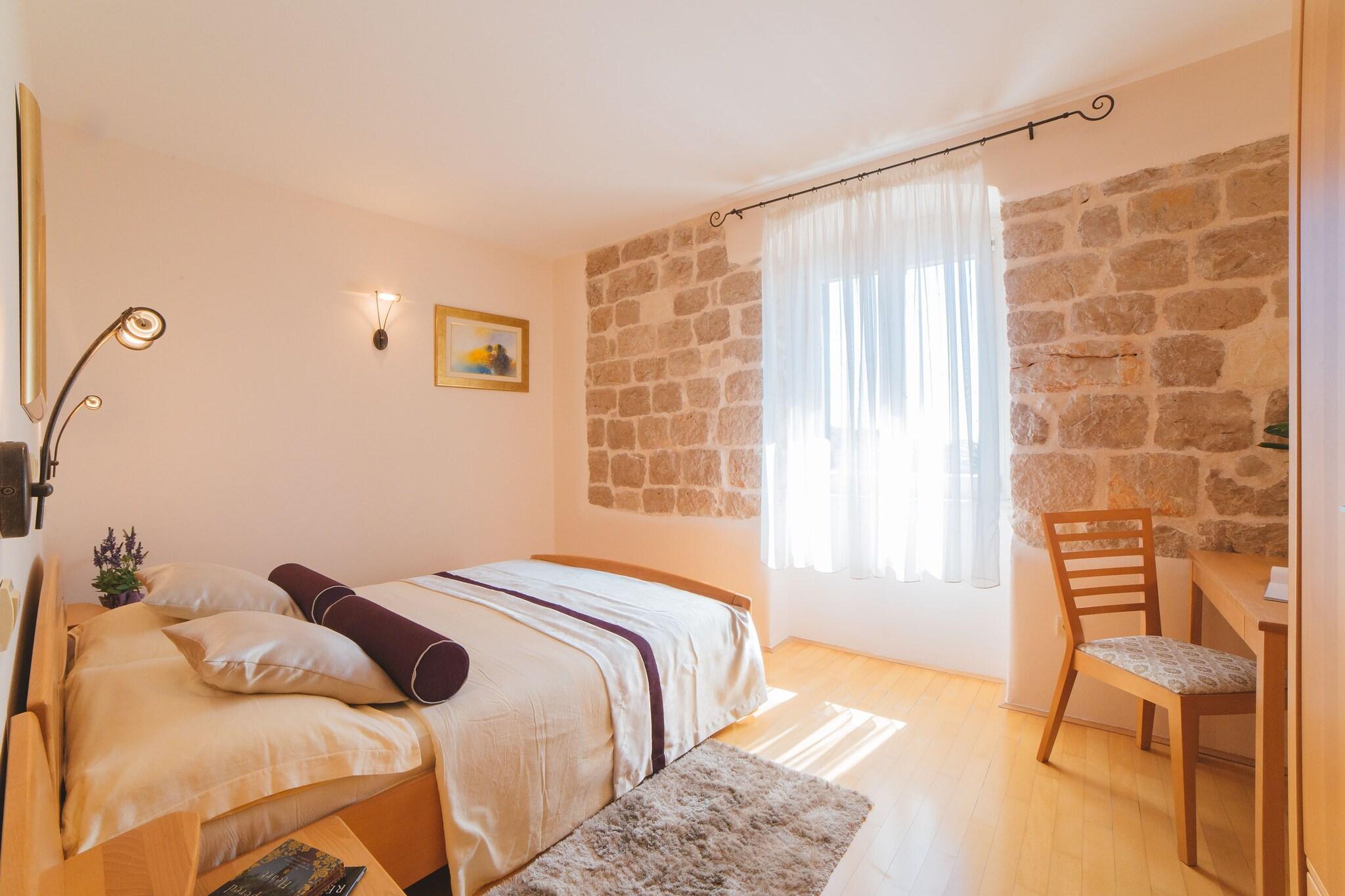 Suite, Sea View