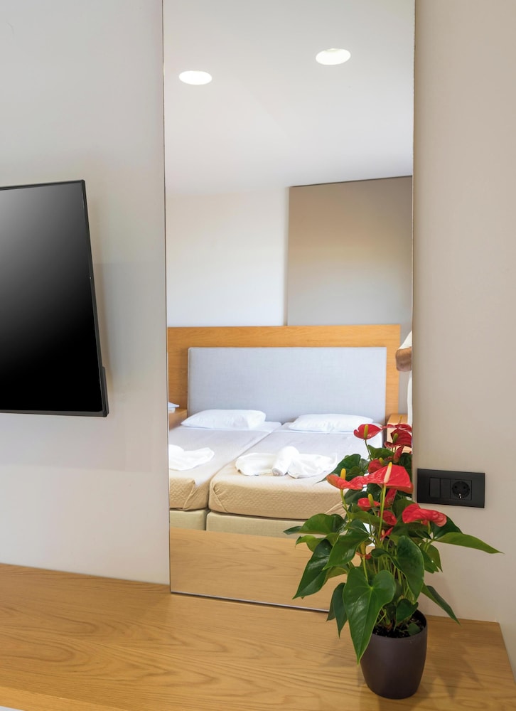 Petritos Rooms And Studios 37/50