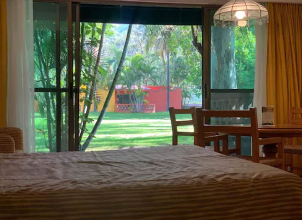 HOTEL REAL DE CHAPALA 35/42