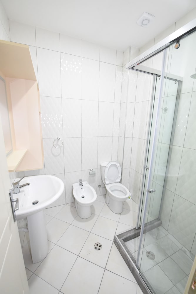 Buna Park Hotel Shkoder 48/50