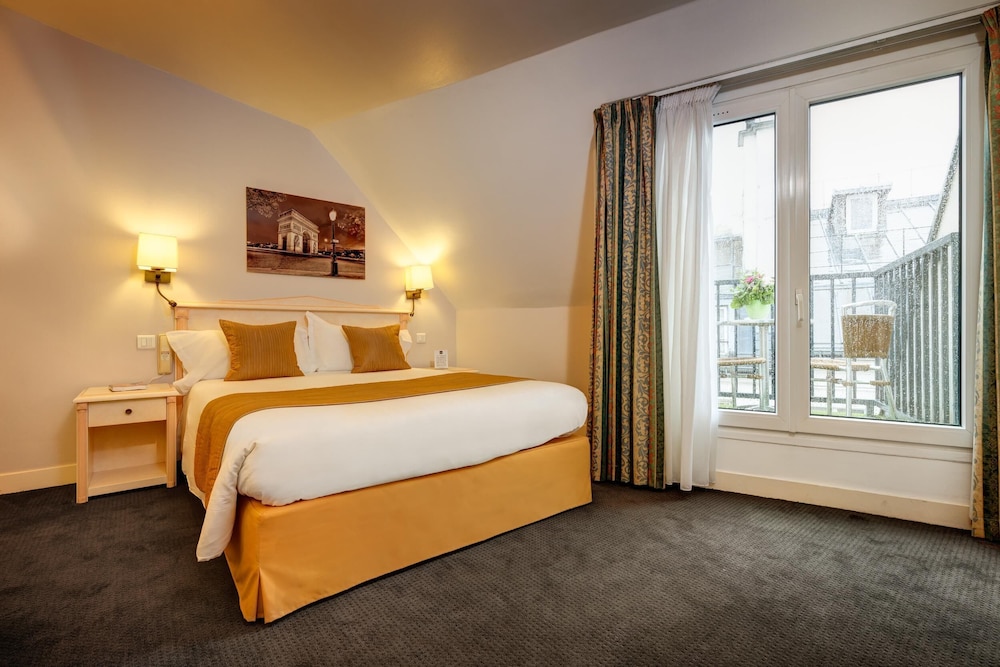 Hotel Louvre Sainte Anne 8/62